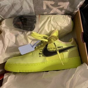 Off White Volt